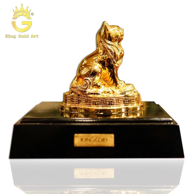 Tượng mèo mạ vàng 24k đẹp tinh xảo- quà tặng sếp tuổi Mão