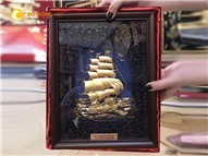 Tranh thuyền buồm dát vàng làm quà tặng khách nước ngoài ý nghĩa